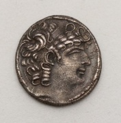 Stříbrná Posmrtná Tetradrachma Filip I. Philadelphos 47-13 pr.nl.