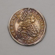 Stříbrný XV. Krejcar 1696 - Leopold I. - Patina!